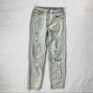 Wild Fable Women’s Size 0 High Rise Distressed Mom Jeans Denim Pants Light Wash
